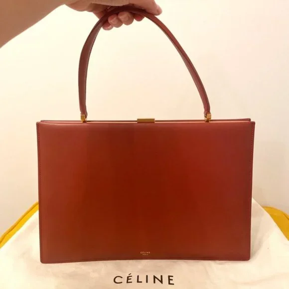 Céline Medium Clasp bag (new with tags) - Picture 3 of 15